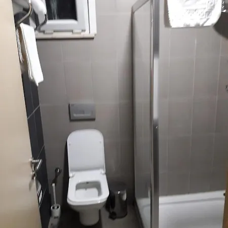 Almondhill Aparts Aparthotel